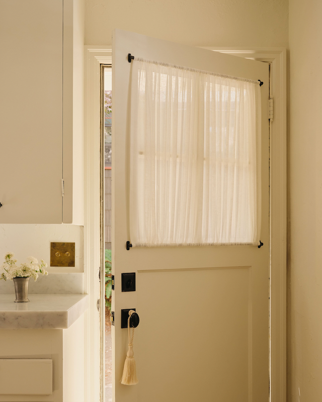 Fixed Curtains & Hardware