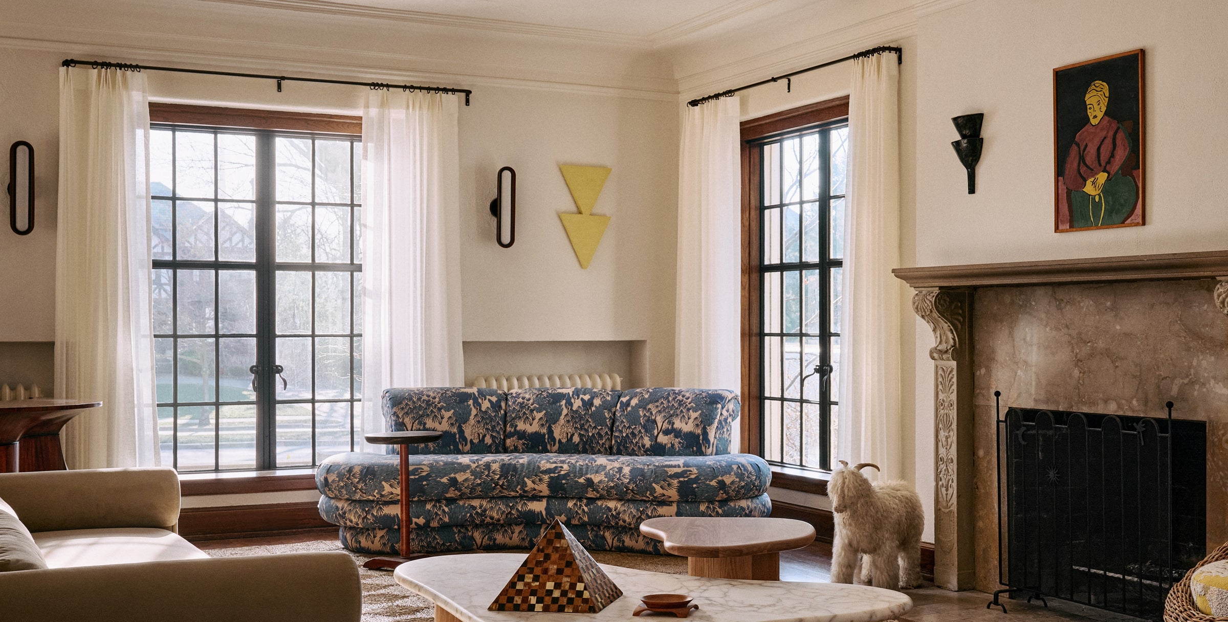 Lifestyle interior with window treatments