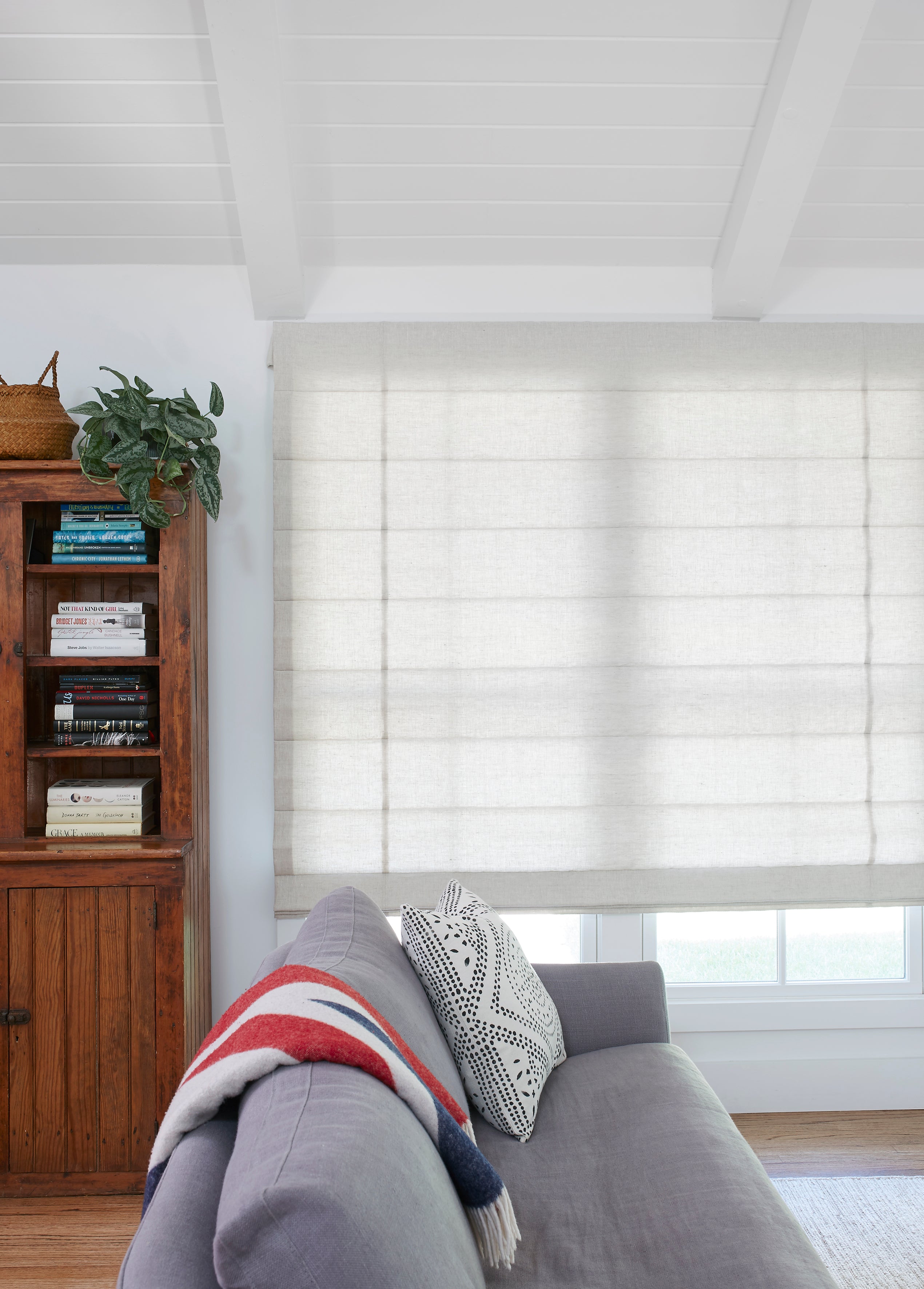 Pleated Roman shade — lifestyle
