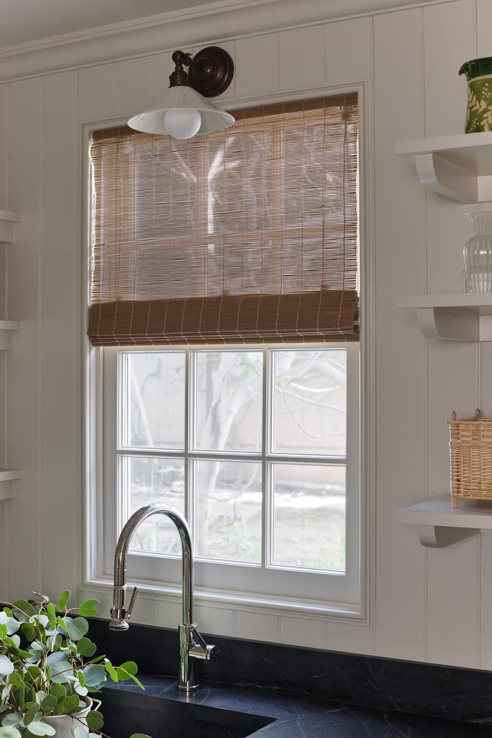 Door with Oak matchstick shade and hanging tote